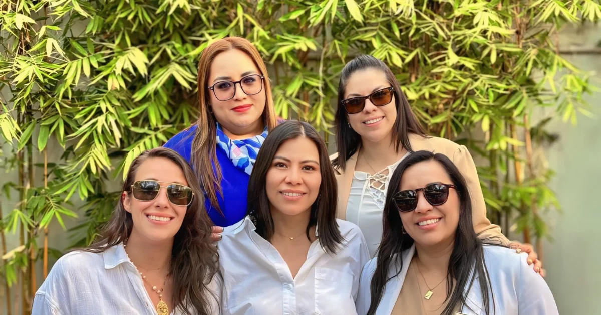 Mujeres que Facturan especialistas de WORTEV